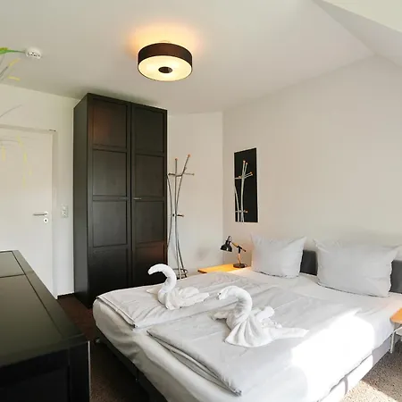 Haus Ostseeallee 10 Ostseeallee 73 Strandgefuehl * נינדורף